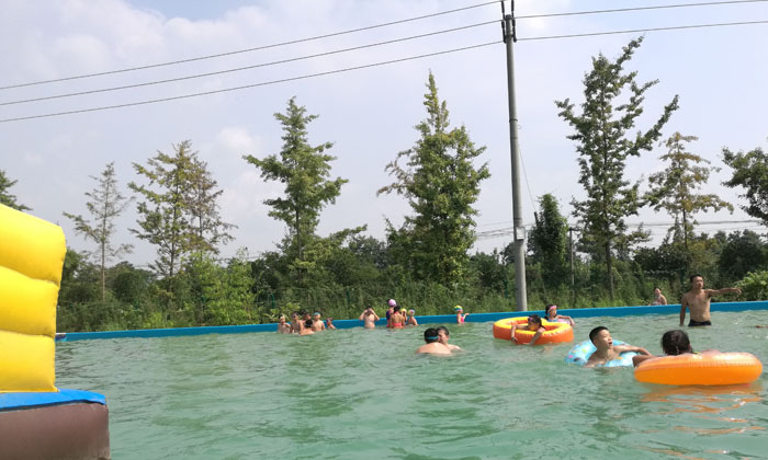 參加奧林修斯夏令營讓孩子們清涼一夏！