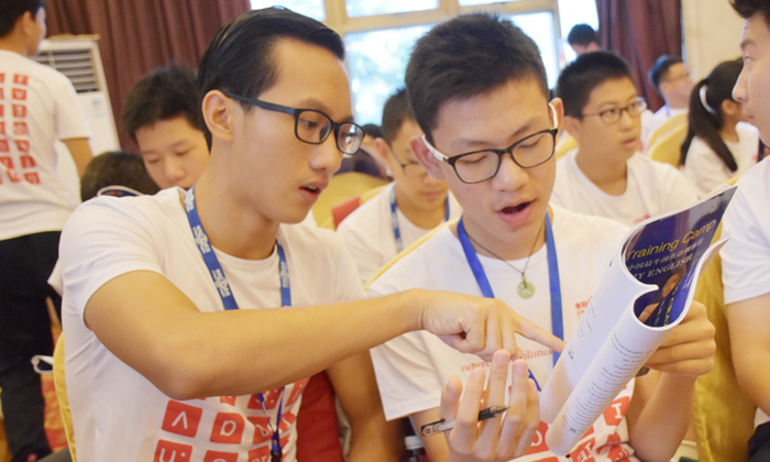 李陽瘋狂英語夏令營