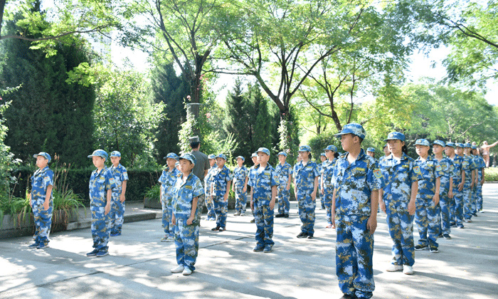 西安快樂(lè)少年夏令營(yíng)