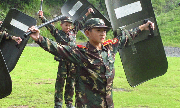 上饒八一軍事夏令營(yíng)