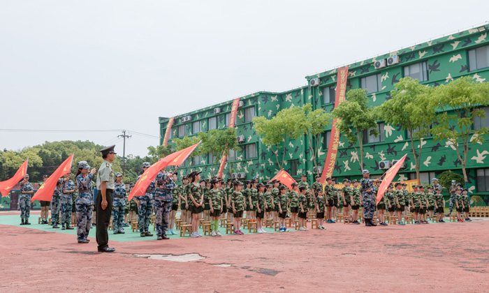 湘軍小英雄夏令營課程內(nèi)容