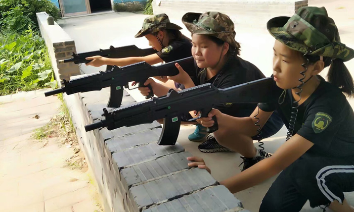 河南軍事夏令營(yíng)