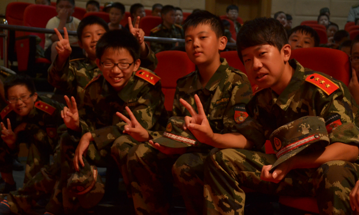 １２１軍事夏令營