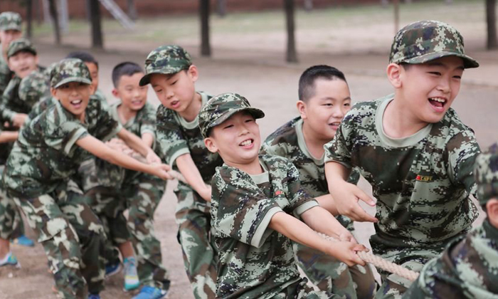 巨峰成長軍事夏令營