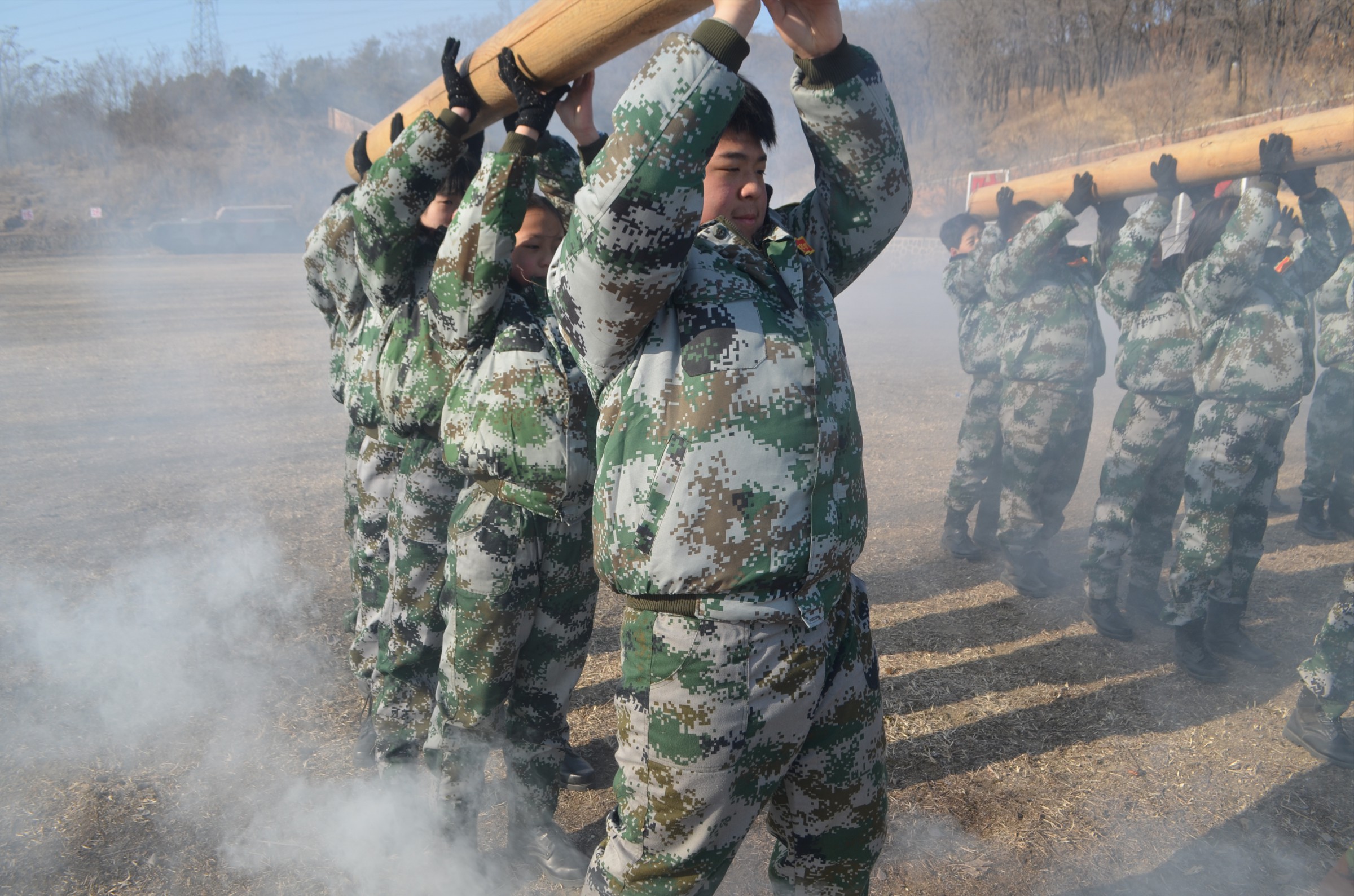 童年時(shí)光軍事夏令營(yíng)