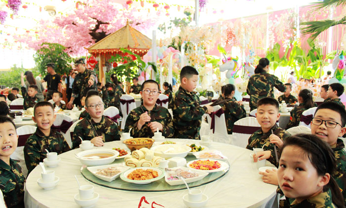 山西沖鋒號軍事夏令營