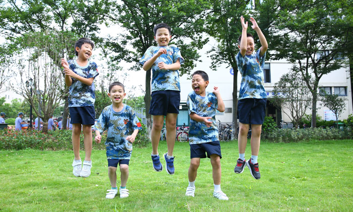 上海西點(diǎn)軍事夏令營