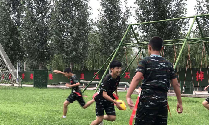 烈火雷霆夏令營(yíng)