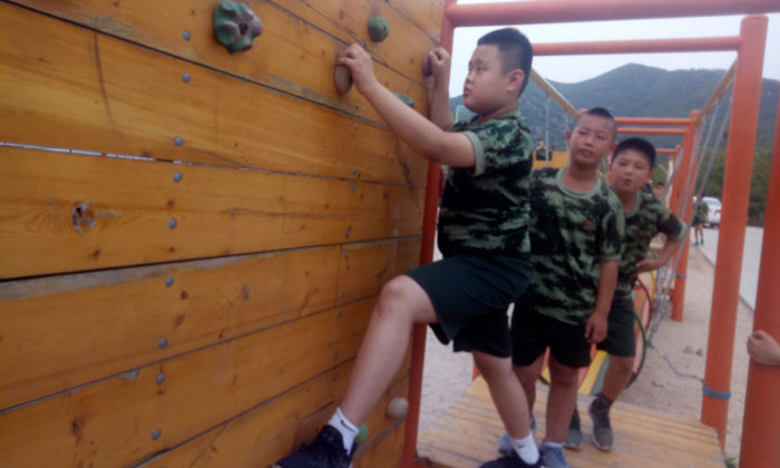 輝煌少年軍事夏令營