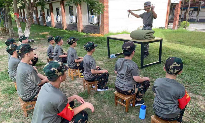 上海戎拓軍事訓(xùn)練營