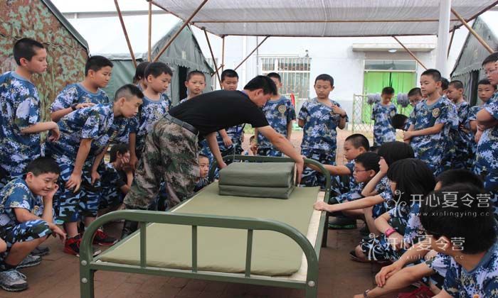 中國青少年軍事夏令營