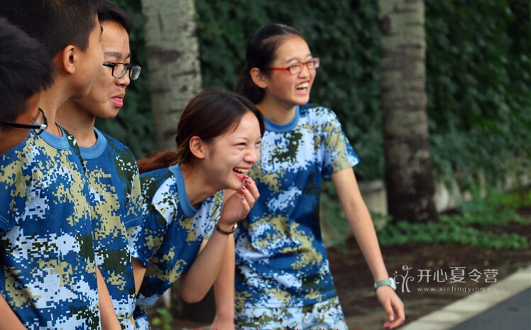 青少年軍事夏令營