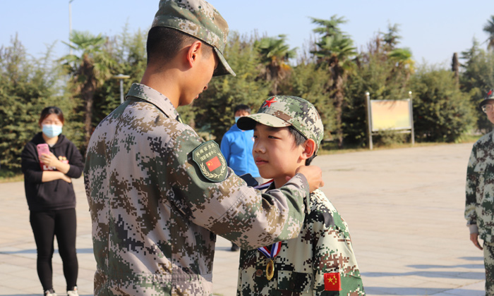  河南軍事夏令營