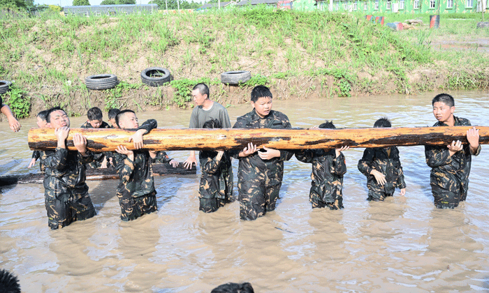 中國121軍事夏令營