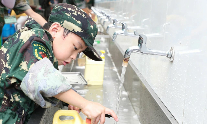 上海西點軍事夏令營