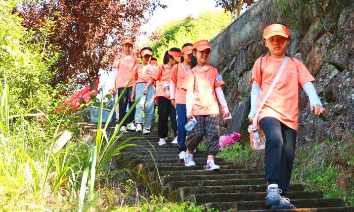 杭州聚冠教育夏令營(yíng)
