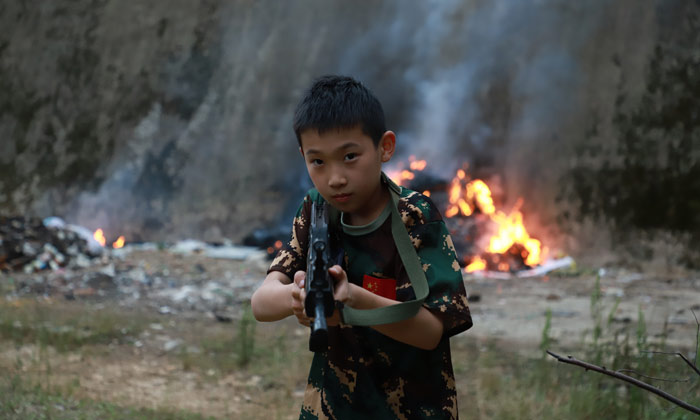 廣州千秋業(yè)教育軍事夏令營(yíng)