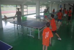 參加上海乒乓球夏令營提高孩子運動意識