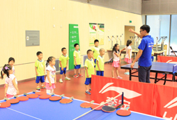 參加乒乓球夏令營養(yǎng)成良好運動習(xí)慣！