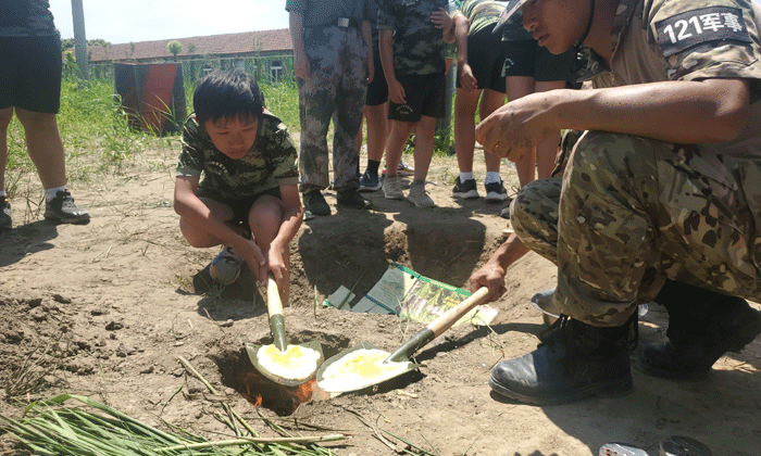 普洱軍事夏令營(yíng)費(fèi)用組成.gif