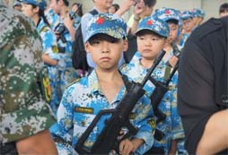 青海軍事夏令營(yíng)讓孩子在哪些方面有所提