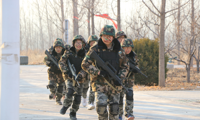 青少年軍事冬令營(yíng)有哪些