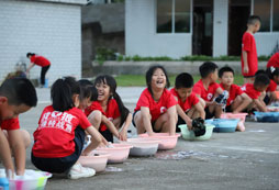 國內(nèi)青少年暑期夏令營排行榜