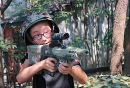 青少年參加清遠(yuǎn)軍事夏令營的安全有保障嗎？