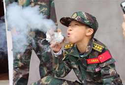清遠(yuǎn)暑期夏令營(yíng)有適合青少年的軍事?tīng)I(yíng)嗎？