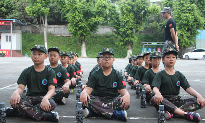 泉州軍事夏令營(yíng)哪個(gè)機(jī)構(gòu)好