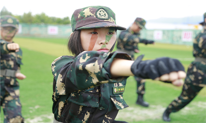 泉州小學(xué)生軍訓(xùn)夏令營(yíng)價(jià)格情況