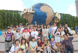 家長陪讀暢游夏令營的安全保障