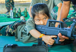 匍匐射擊