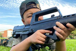 圓孩子軍人夢就來戎拓軍事夏令營！