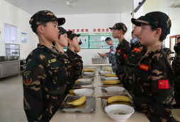 參加戎拓軍事夏令營(yíng)對(duì)孩子有哪些影響？