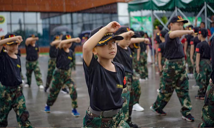 三亞軍事夏令營(yíng)多少錢