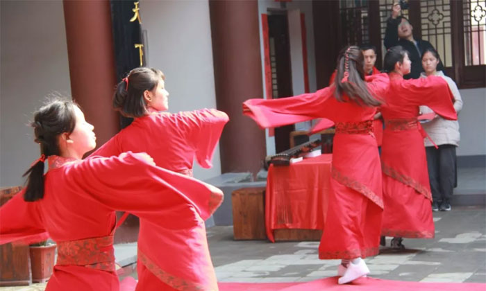 三亞國學(xué)夏令營.jpg