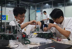 多大的孩子適合參加陜西機(jī)器人夏令營？