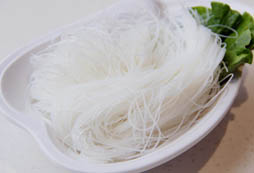 已有300多年的生產(chǎn)歷史的龍口粉絲