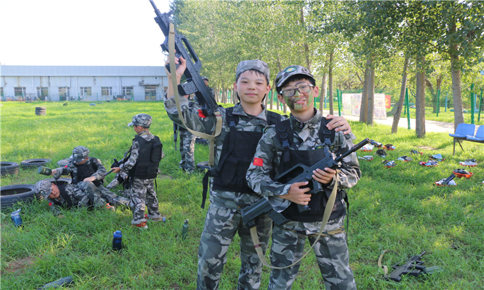 上海少年預備役夏令營師資保障二大點.jpg