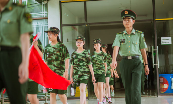 上海封閉式夏令營(yíng)