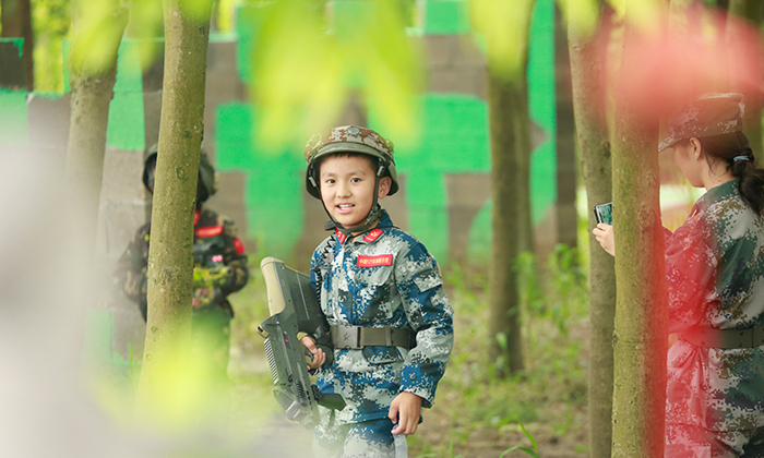 上海7天軍事夏令營(yíng)費(fèi)用情況