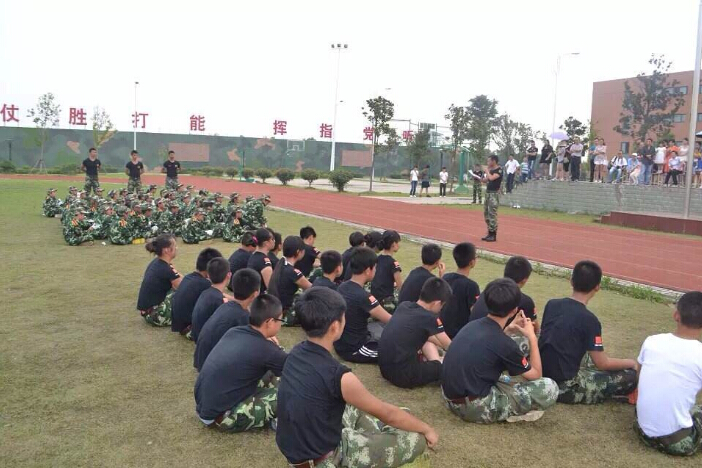上海121軍事夏令營 .jpg