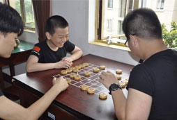 軍事夏令營告誡家長對待孩子要寬松靈活