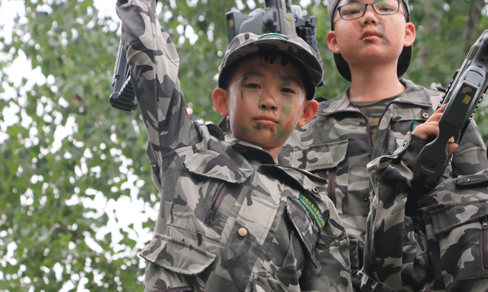 上海軍事夏令營(yíng)費(fèi)用.gif