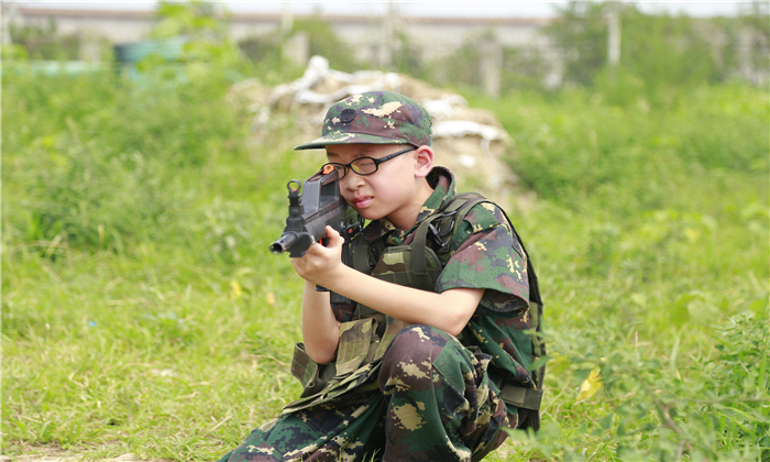 上海兒童軍事夏令營