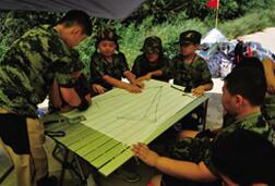  一對(duì)一上海軍事夏令營(yíng)歡迎你的加入