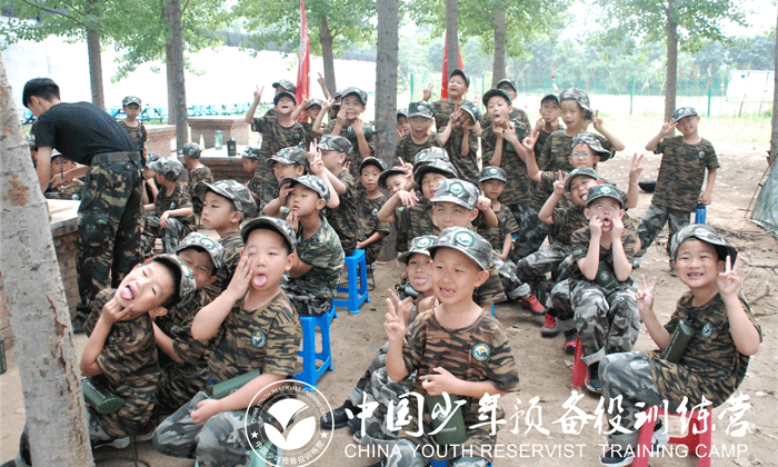 上海軍訓(xùn)夏令營哪家好
