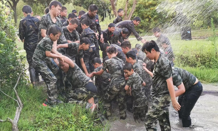上海軍訓(xùn)夏令營(yíng)哪家好