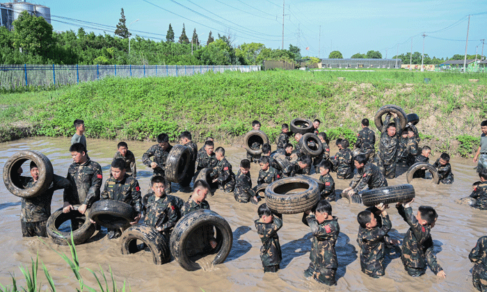 上海軍訓(xùn)夏令營哪家好